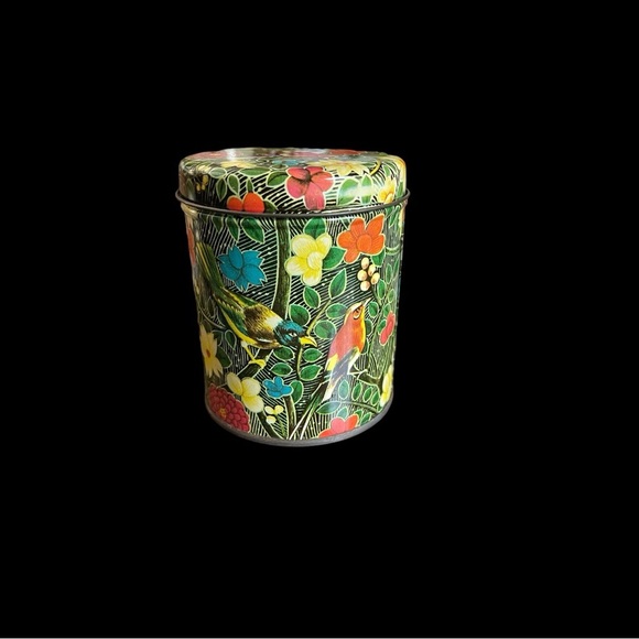 Vintage Floral and Bird Tea Tin - Picture 2 of 6